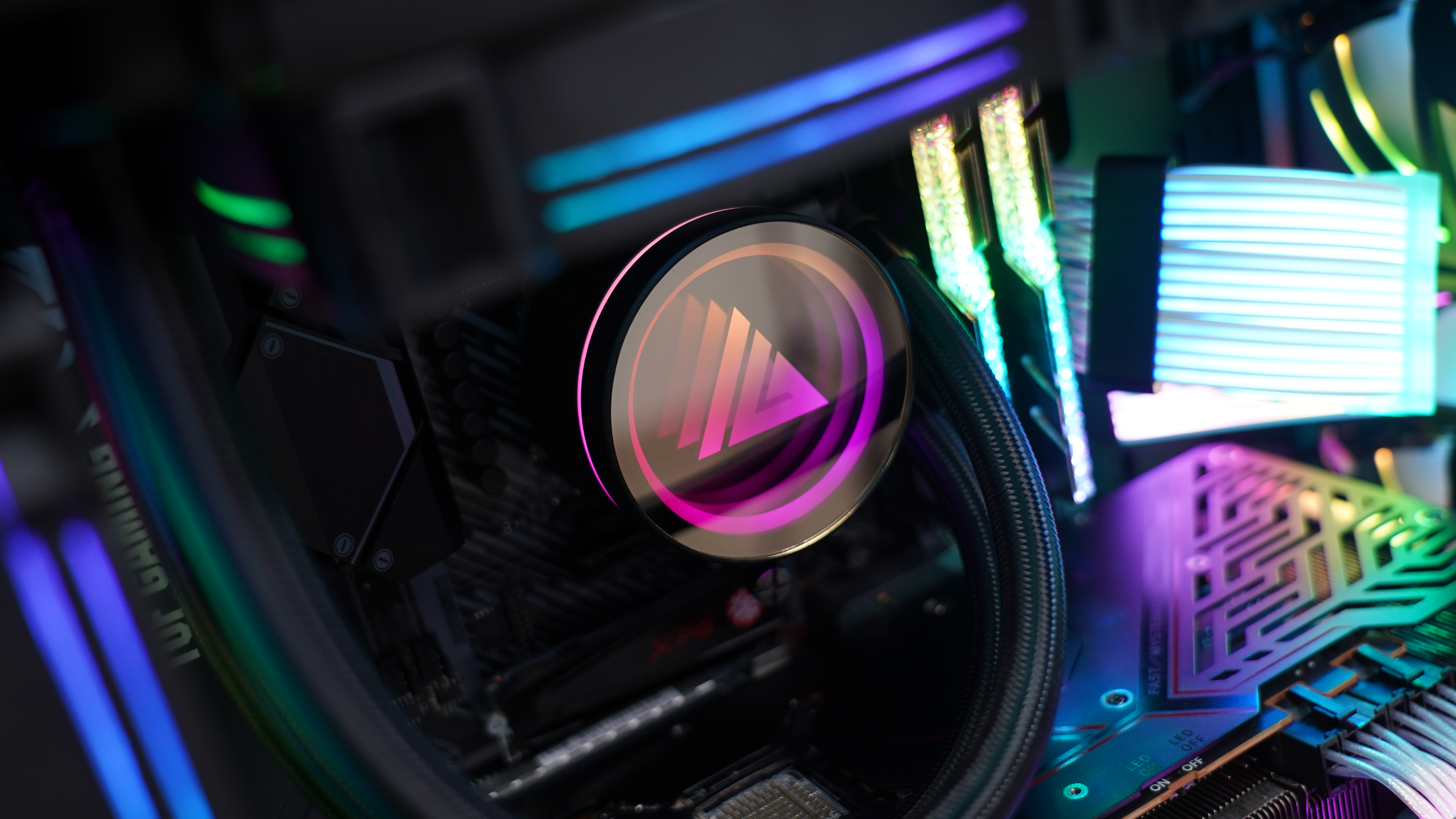 About - ACEGEEK